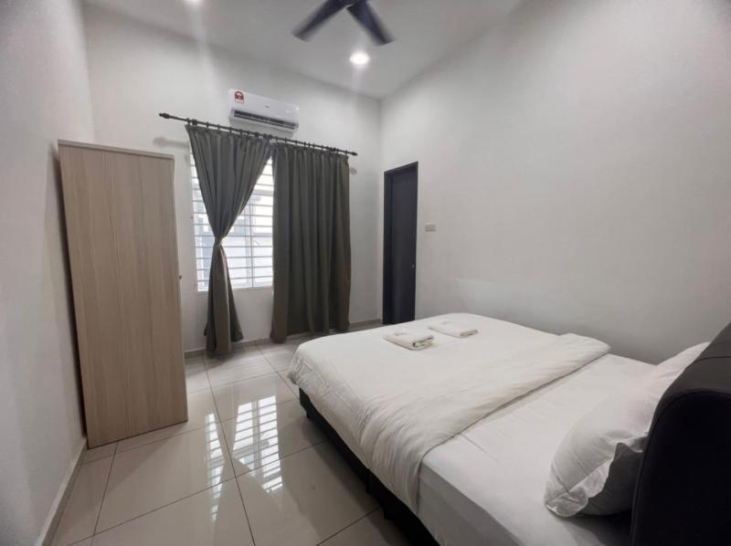 Chee Hotel Sekinchan